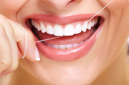 Chăm sóc răng miệng kỹ lưỡng