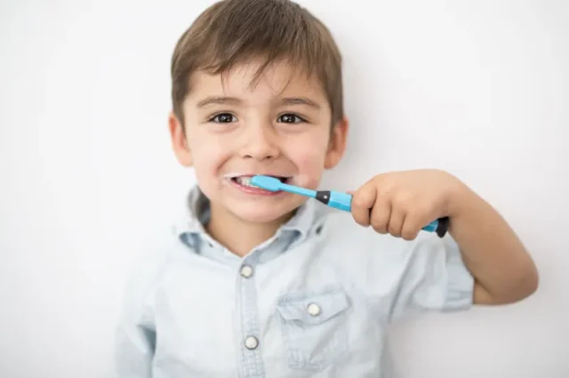 Vệ sinh răng miệng đúng cách là phương pháp tốt nhất để bảo vệ nụ cười